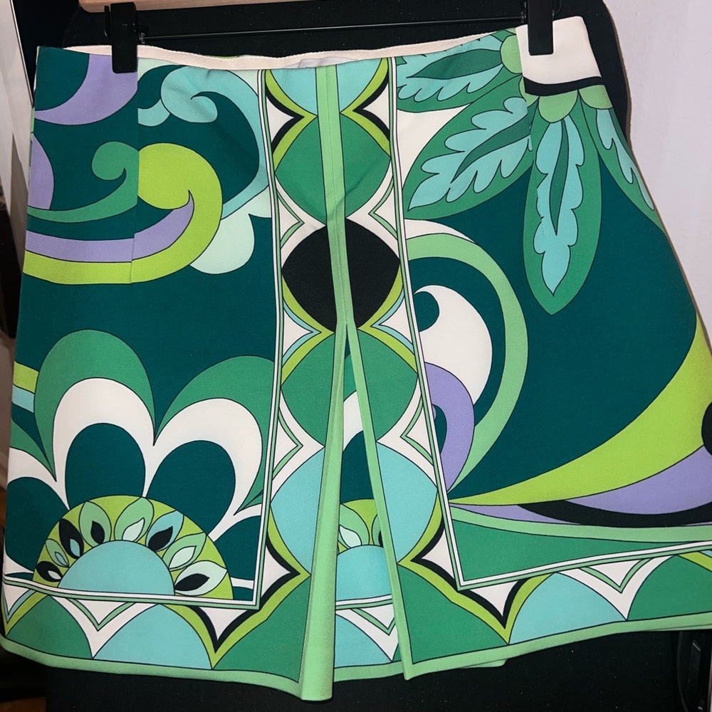 ZARA  PRINTED SHORT SKIRT Green